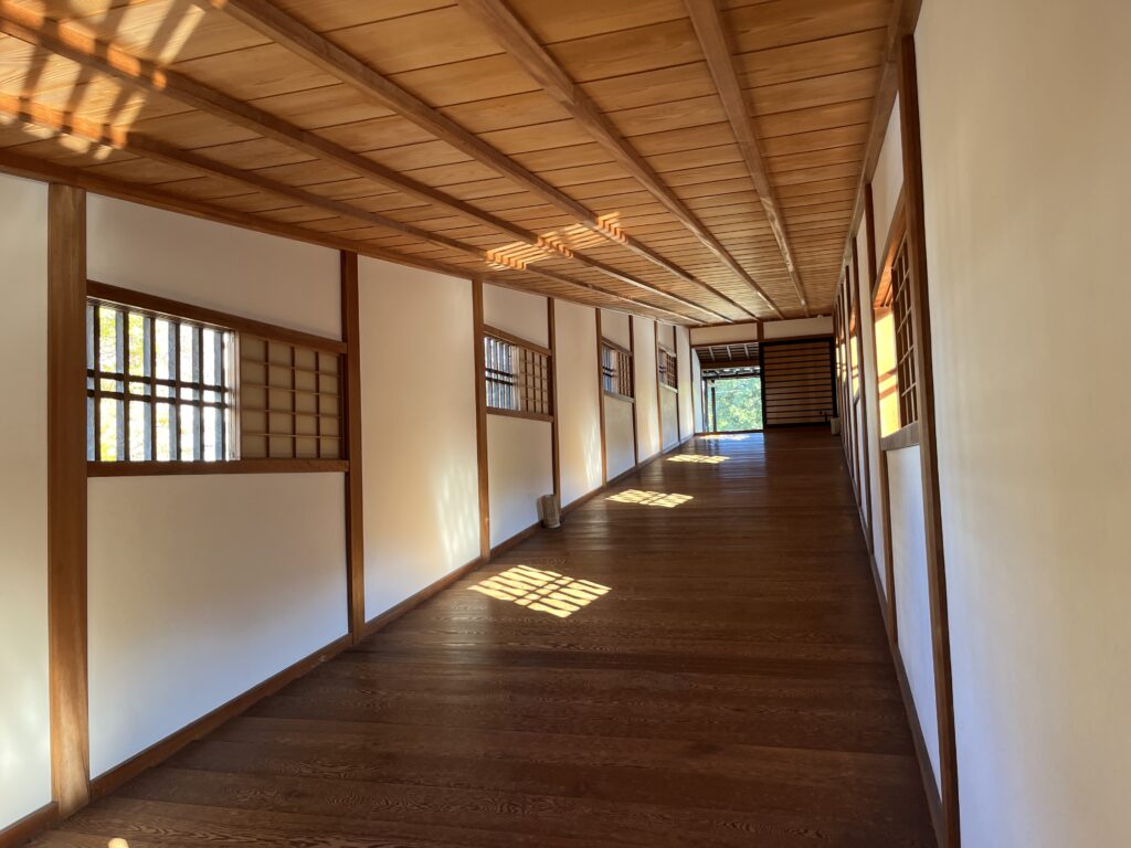 和歌山城「西之丸庭園」の御橋廊下内部
