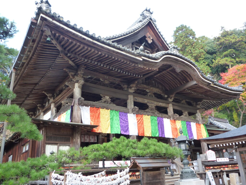 西国三十三所第七番札所「岡寺」(奈良)の本堂